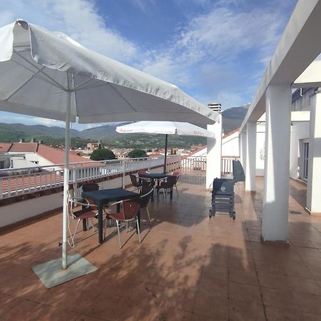Apartamento Alhondiga Hervás Екстериор снимка