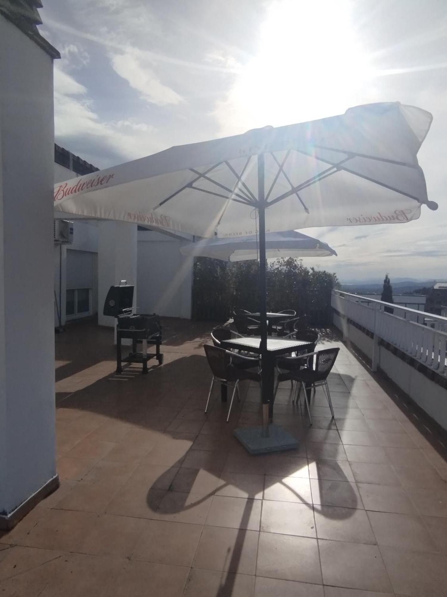 Apartamento Alhondiga Hervás Екстериор снимка